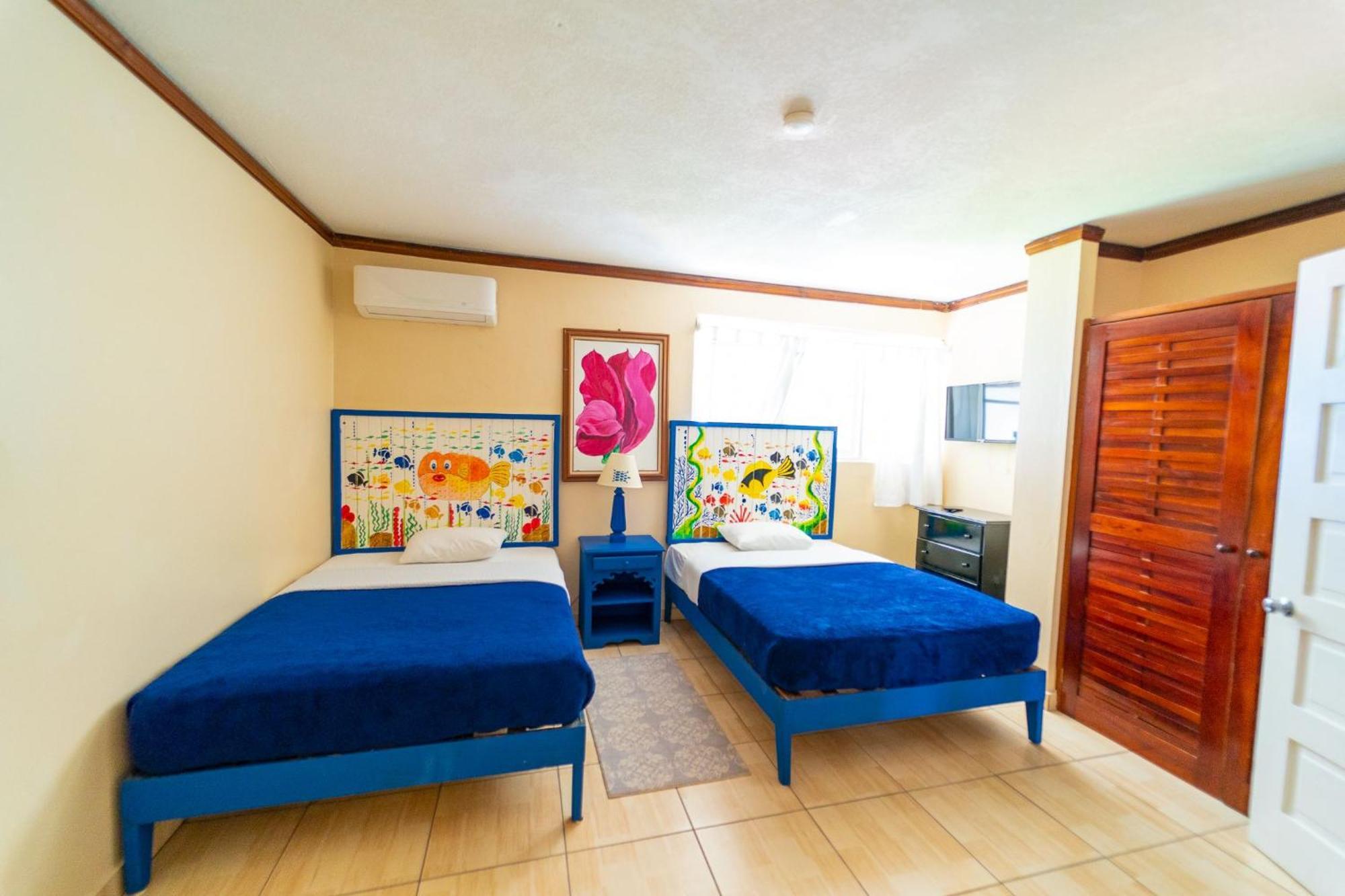 Franklyn D Resort & Spa All Inclusive Ранэвей-Бей Экстерьер фото