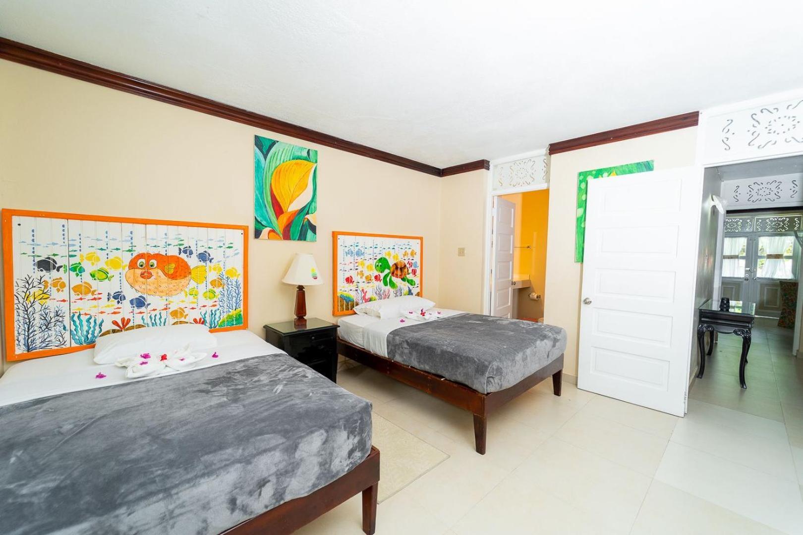 Franklyn D Resort & Spa All Inclusive Ранэвей-Бей Экстерьер фото