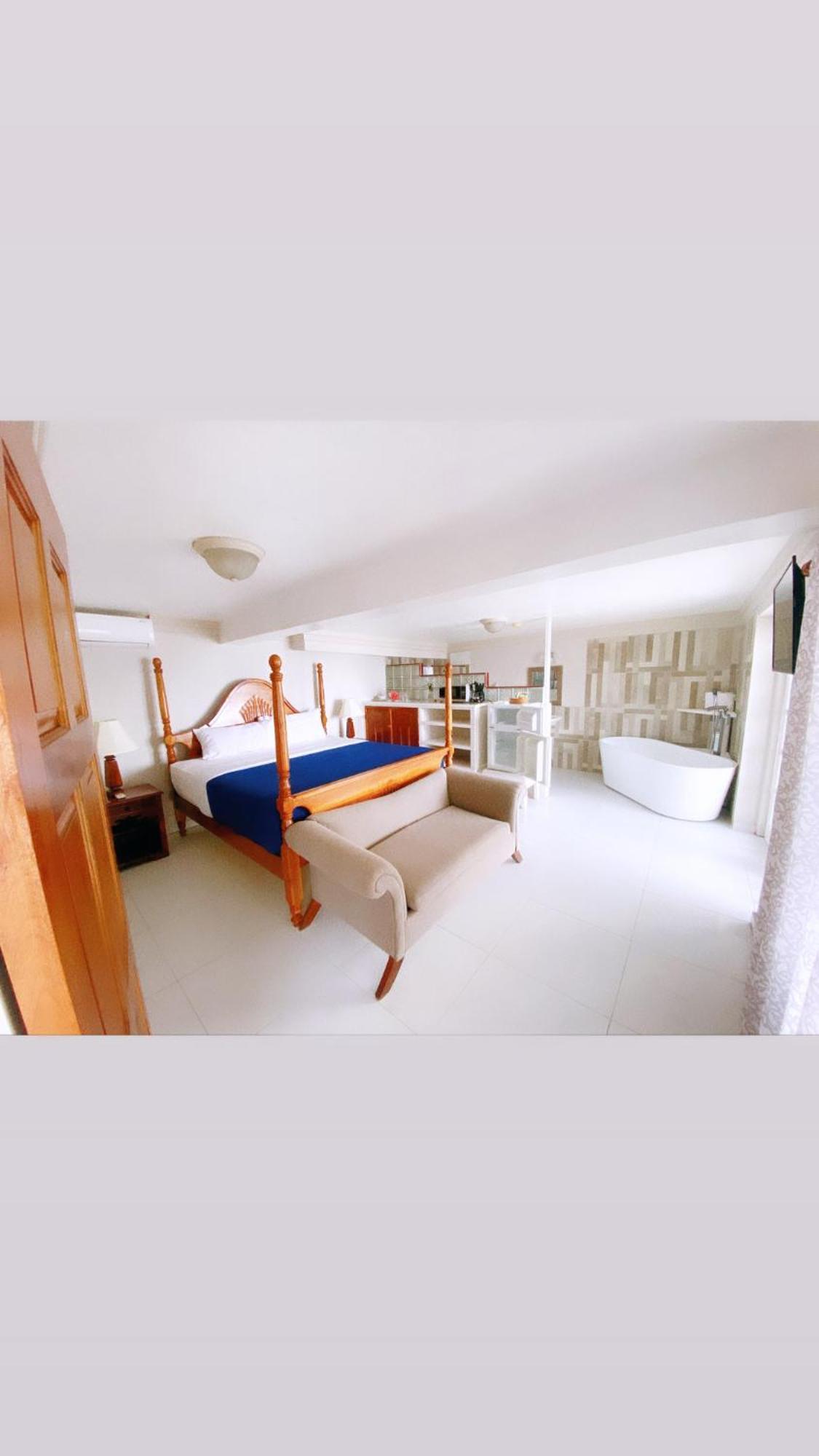 Franklyn D Resort & Spa All Inclusive Ранэвей-Бей Экстерьер фото