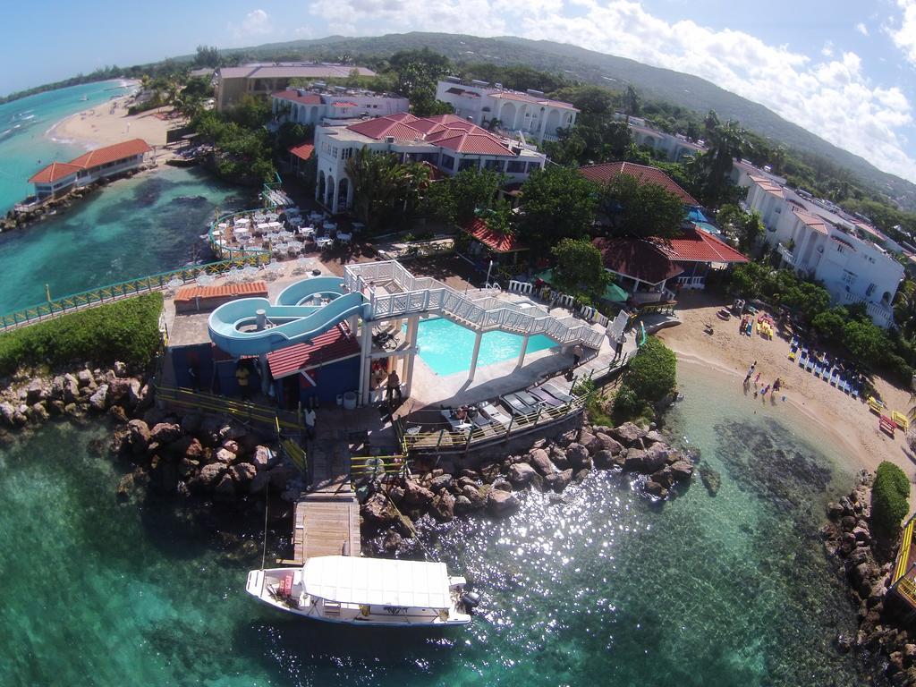 Franklyn D Resort & Spa All Inclusive Ранэвей-Бей Экстерьер фото