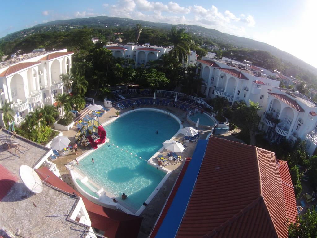 Franklyn D Resort & Spa All Inclusive Ранэвей-Бей Экстерьер фото
