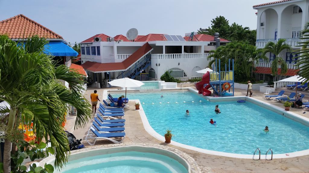 Franklyn D Resort & Spa All Inclusive Ранэвей-Бей Экстерьер фото