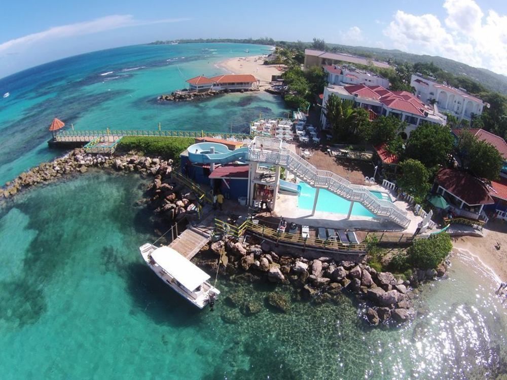 Franklyn D Resort & Spa All Inclusive Ранэвей-Бей Экстерьер фото